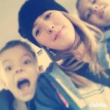 Danielle Speakman's Instagram, Twitter & Facebook