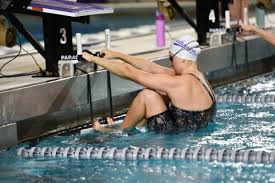 Northwestern swimming and diving sweep Cincinnati