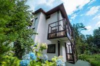 The water is very cold not 30 degrees like they said and nothing to do there. Hotel Tisa BÄile OlÄnesti Aktualisierte Preise Fur 2021