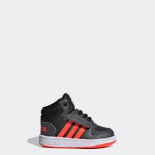 Diese überzeugen mit einem modischen aussehen und sind der hingucker auf jedem sportplatz. Kinder Hoops Adidas Deutschland