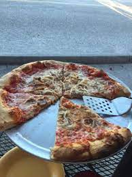 Bobarino S Pizzeria 20 Magnolia Ave Englewood Fl Restaurants Mapquest