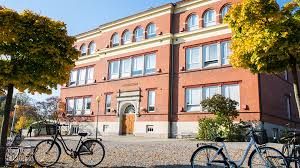 En bra skolan där man lärde sig mycket, och även bra lärare. Mollebacksskolan Solvesborgs Kommun