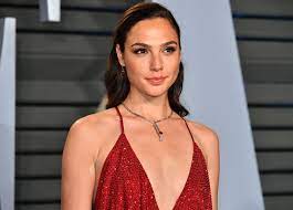 The controversy shows a misunderstanding of history and an unfortunate persistence of racialized thinking. Cleopatra News Cast Premiere Date Trailer More For Gal Gadot Movie
