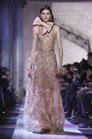 فساتين سهرة لا تخلو من الأناقة يقدمها إيلي صعب لربيع صيف 2018 Elie Saab Couture Fashion Elie Saab