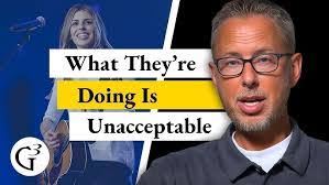 Andrew Shead's Instagram, Twitter & Facebook