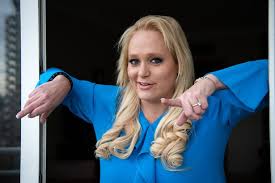 A house in cheshire is at the centre of a controversy over the friendship between prime minister boris johnson and model turned businesswoman jennifer arcuri. Boris Johnson S Pal Jennifer Arcuri Tells Him Get Excited In Oddball Plea To Work In No10 Mirror Online