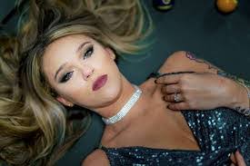 Morgan Collier's Instagram, Twitter & Facebook