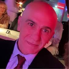 I'm a last-minute Christmas shopper.