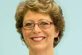 Janice Fielding's Instagram, Twitter & Facebook