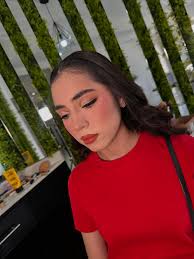 Maquillaje y peinado de noche con un toque glam que eleva tu estilo al  siguiente nivel. 💫 📲6677675869 #makeup #makeuphair  #lesliemedranomakeupartist