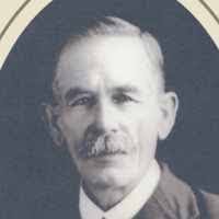 Victor Palmateer's Instagram, Twitter & Facebook