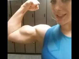 Mallory Flex Biceps │female muscle flex biceps 06