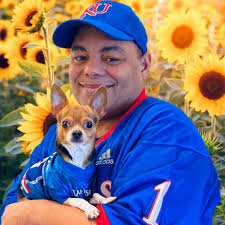 Rock Chalk, my friends! Went to bed at half time, feeling a bit sad. Woke  up celebrating a national championship WIN for my alma mater. Wishing I was  in Lawrence celebrating 🥳❤️💙.