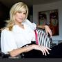 Profile Picture of Whitney Casey (@writersreps.com) on Google