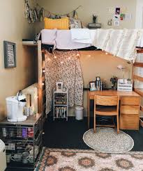 I Like The Circular Rug College Bedroom Decor Dorm Room Inspiration Small Apartment Bedrooms