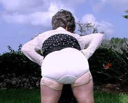 Images reblogged from @iluvgrannypanties – @ripcurle2000 on Tumblr