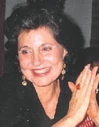 Vivian Ackerman's Instagram, Twitter & Facebook