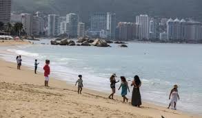En acapulco, la temperatura media anual es de 26.2 °c. Las Playas De Acapulco Reabren Tras Tres Meses De Estar En Cuarentena Panama America