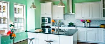 La idea es que podamos pintar una cocina usando la pintura versante y acabarla con una pátina similar a la que conseguiríamos aplicando la cera. Ideas Para Pintar Los Azulejos Del Bano Y La Cocina Bricopared Beissier