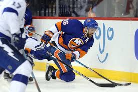 He was originally drafted in 2004 by the carolina hurricanes and won the stanley cup with them in 2006. New York Islanders Need Andrew Ladd To Produce