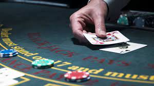 If you're betting $100, that's $1 you make per hand. How Does Counting Cards In Blackjack Work Mental Floss