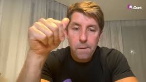 Capítulo 3: Relação dos sistemas adesivos e a cimentação dos pinos  intrarradiculares