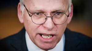 Minister Adema loog Kamer voor, negeerde waarschuwing over overtreden  mestregels