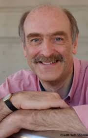 Popular Australian Astronomer Honored For Service to Astronomy