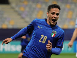 Манчини роберто / roberto mancini. Giacomo Raspadori Is Italy S Future And Can Be Like Paolo Rossi Feels Coach Roberto Mancini Football News Times Of India