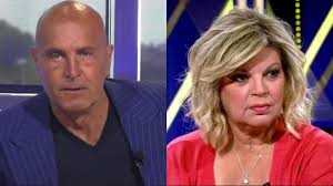 Kiko Matamoros vuelve a cargar contra Terelu Campos: "No ha facturado menos de 400.000 euros"