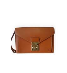 Vintage Clutch Epi Tan LV auth, Fesyen Wanita, Tas & Dompet di Carousell