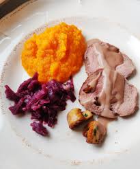 Épaule de sanglier désossé d'environ 3 kg,bière brune,huile d'olive,moutarde forte,porto ou martini rouge,vinaigre balsamique,oignon jaune,échalote,romarin frais,sarriette,lard fumé,cèpes (frais ou. Sanglier Tous Les Messages Sur Sanglier Mag Cuisine