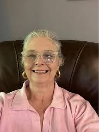 Does anyone in the Cullman area teach watercolor?