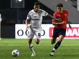 Cubrimiento en línea a través de futbolperuano.com Lrtv Ko6jk5onm