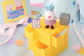 Peppa is a loveable, cheeky little piggy who lives with her little brother george, mummy pig and daddy pig. Unboxing The Secret Surprise For Peppa Pig Boo Roo And Tigger Too