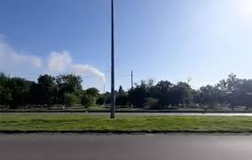 1372 мариупольский региональный аэропорт будет построен на стыке двух. Dym I Von Ot Asfaltobetonnogo Zavoda Ne Daet Pokoya Berdyancam Novosti Berdyanska