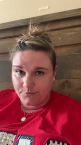 Ashley McKee (@ragingreader87)