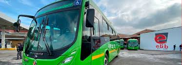An advanced city is not one where even the poor use cars, but rather one where even the rich use public transport, argues enrique peñalosa. Bogota Le Da La Bienvenida A La Primera Flota De Buses Electricos