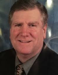 Leslie Beall's Instagram, Twitter & Facebook