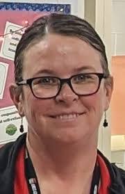 Carrie Kohl's Instagram, Twitter & Facebook