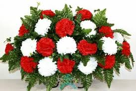 Christmas cemetery grave tombstone saddle funeral custom colors sizes flowers. Cemetery Saddles