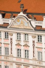 We recommend calling ahead to confirm details. Kolarz Willkommen In Der Welt Des Lichts Projekte