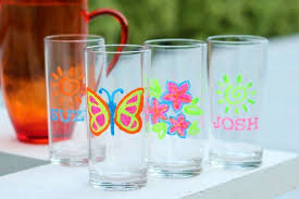 What Kind Of Paint Do I Use To Paint Mugs In 2020 Painting Plastic Plastic Crafts Plastic Tumblers