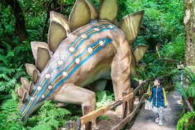 Dedicated on may 22, 1936, it contains seven dinosaur scul. Oregon S Most Bizarre Attractions And Museums