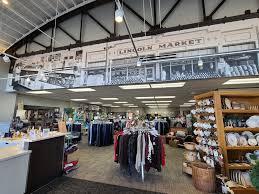 Gift & Thrift Stores