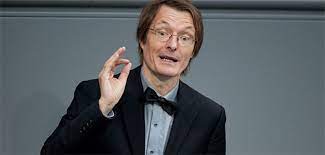 He was previously married to angela spelsberg. Lauterbach Will Arzte Vor Verfolgung Schutzen