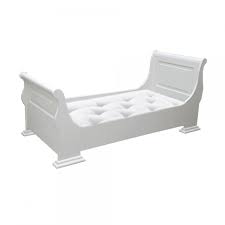 Nichts ist ärgerlicher, als ein wundervolles bett zu bestellen und im nachhinein festzustellen, dass das schlafzimmer viel zu klein für das überbreite bett ist. Charme De Provence Bett Sleigh Von Flamant