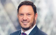 The latest articles written by Holly Roach