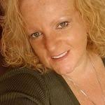 Rhonda Valle's Instagram, Twitter & Facebook