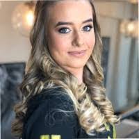 Serena Decker's Instagram, Twitter & Facebook